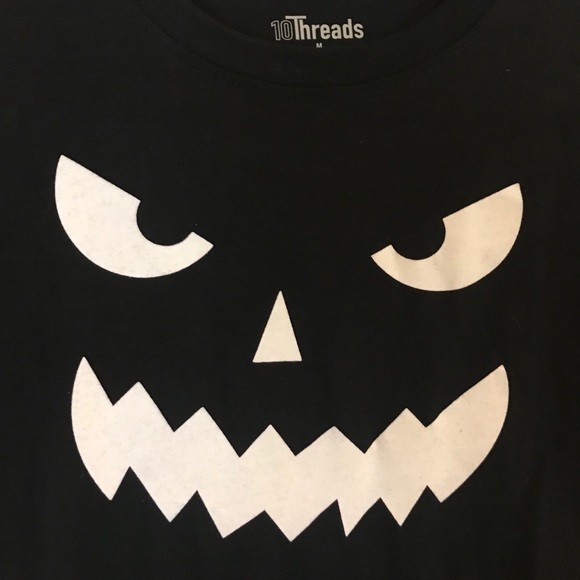 NWT Halloween Jack-O-Lantern 🎃 Face T-Shirt- Med - Picture 3 of 7